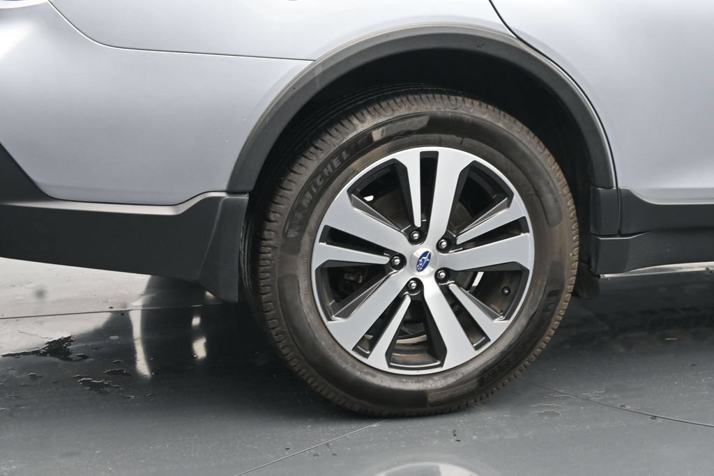 Used 2019 Subaru Outback 3.6R Limited w/ Protection Package #1 AWD/4WD image 10