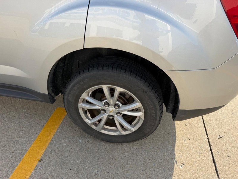 Used 2016 Chevrolet Equinox LT w/ Convenience Package FWD image 5