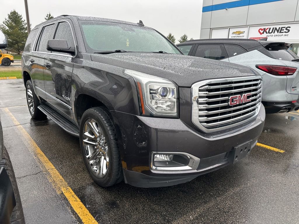 Used 2017 GMC Yukon SLT w/ Premium Edition AWD/4WD image 7