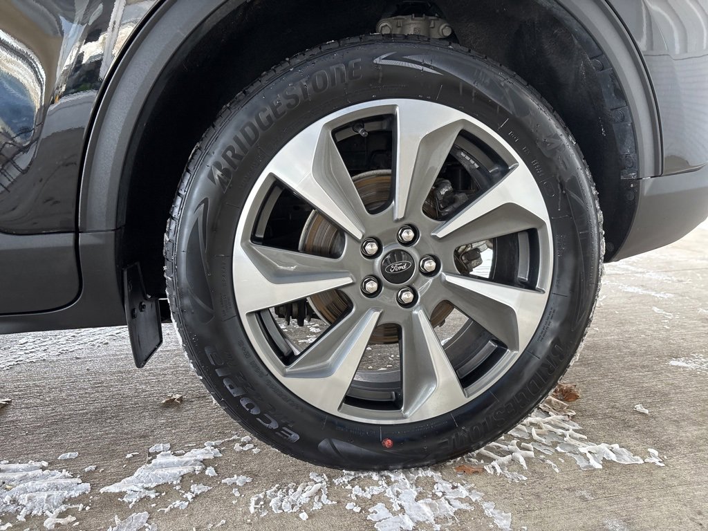 Used 2024 Ford Escape Platinum image 38