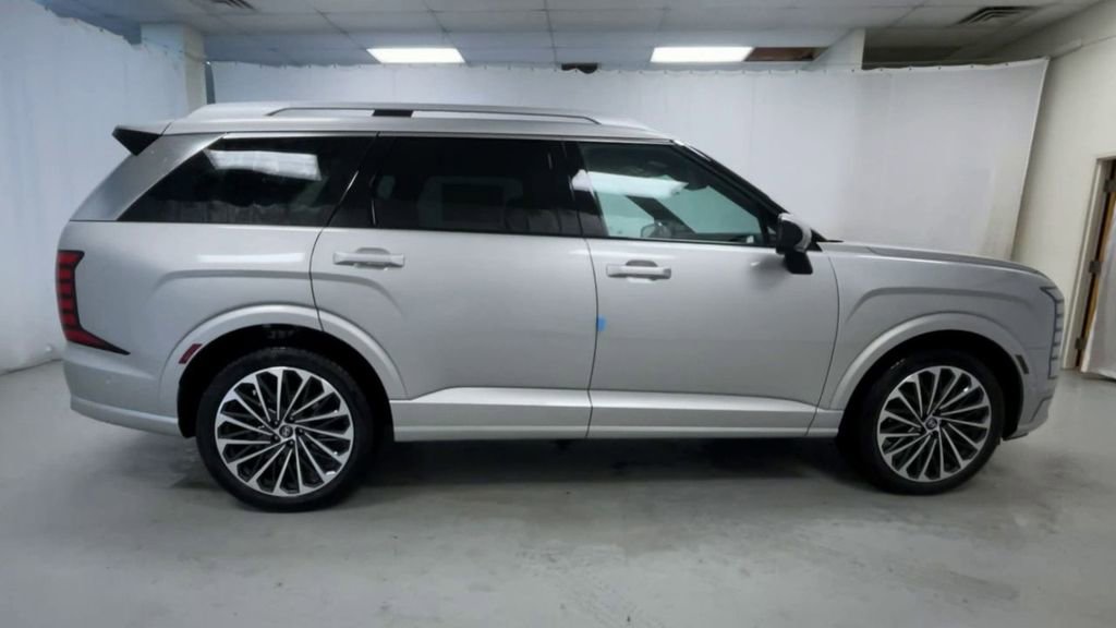 New 2026 Hyundai Palisade Calligraphy image 2