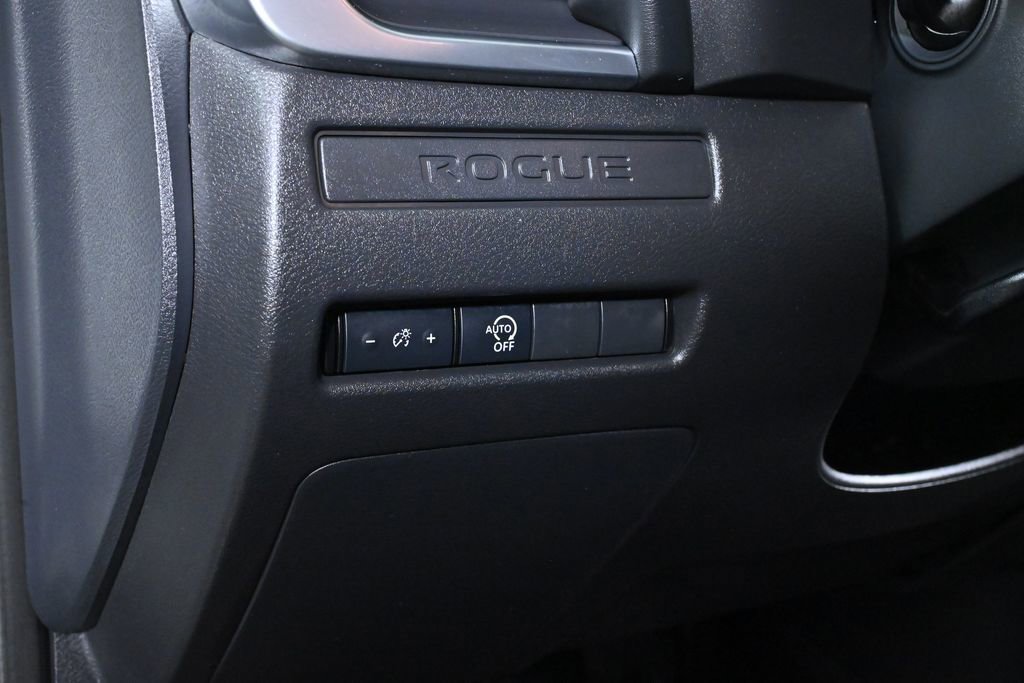 Certified 2023 Nissan Rogue S image 21