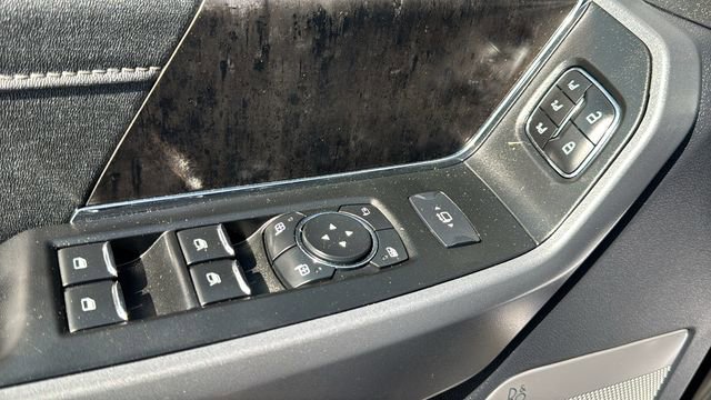 Certified 2023 Ford F350 Lariat w/ Lariat Ultimate Package image 11