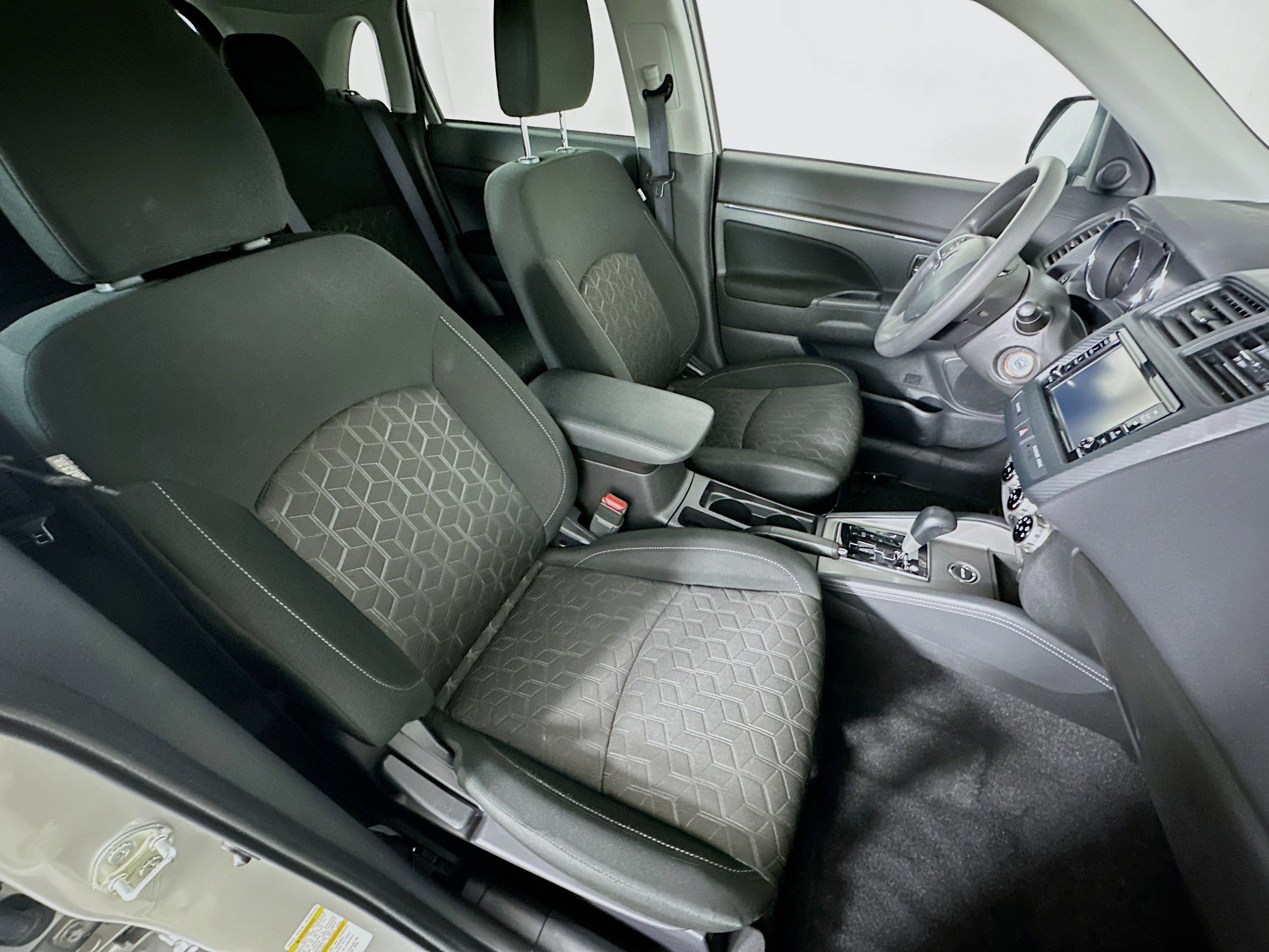 Used 2025 Mitsubishi Outlander Sport ES image 28