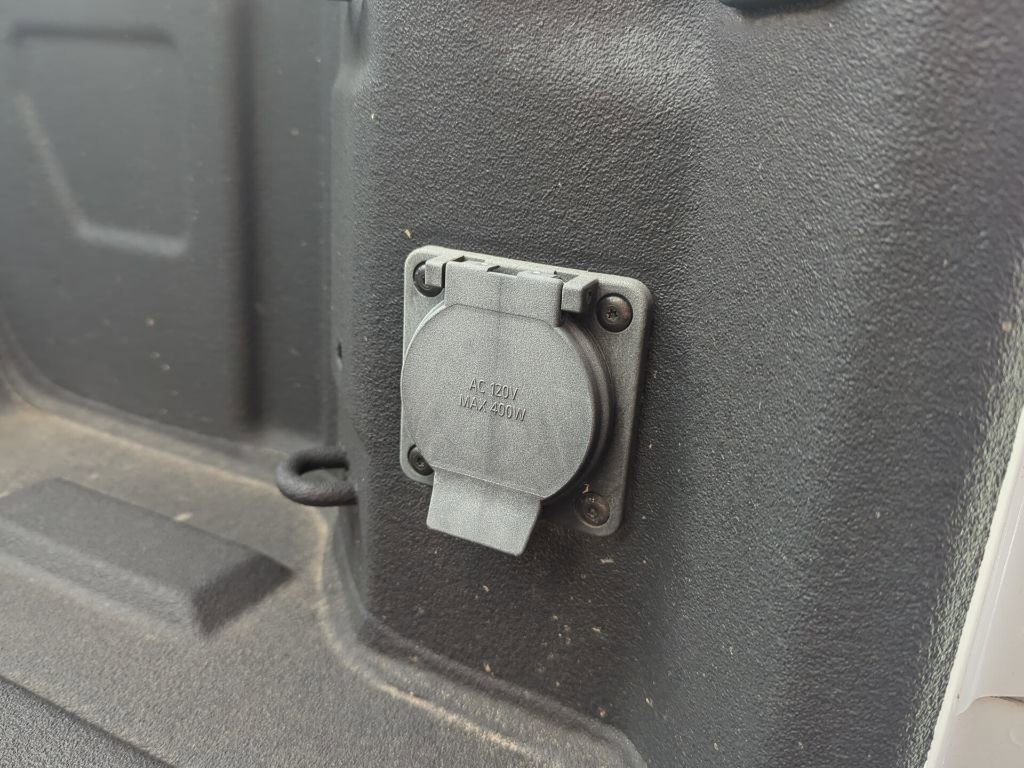 Used 2024 GMC Sierra 1500 AT4 w/ Technology Package image 20