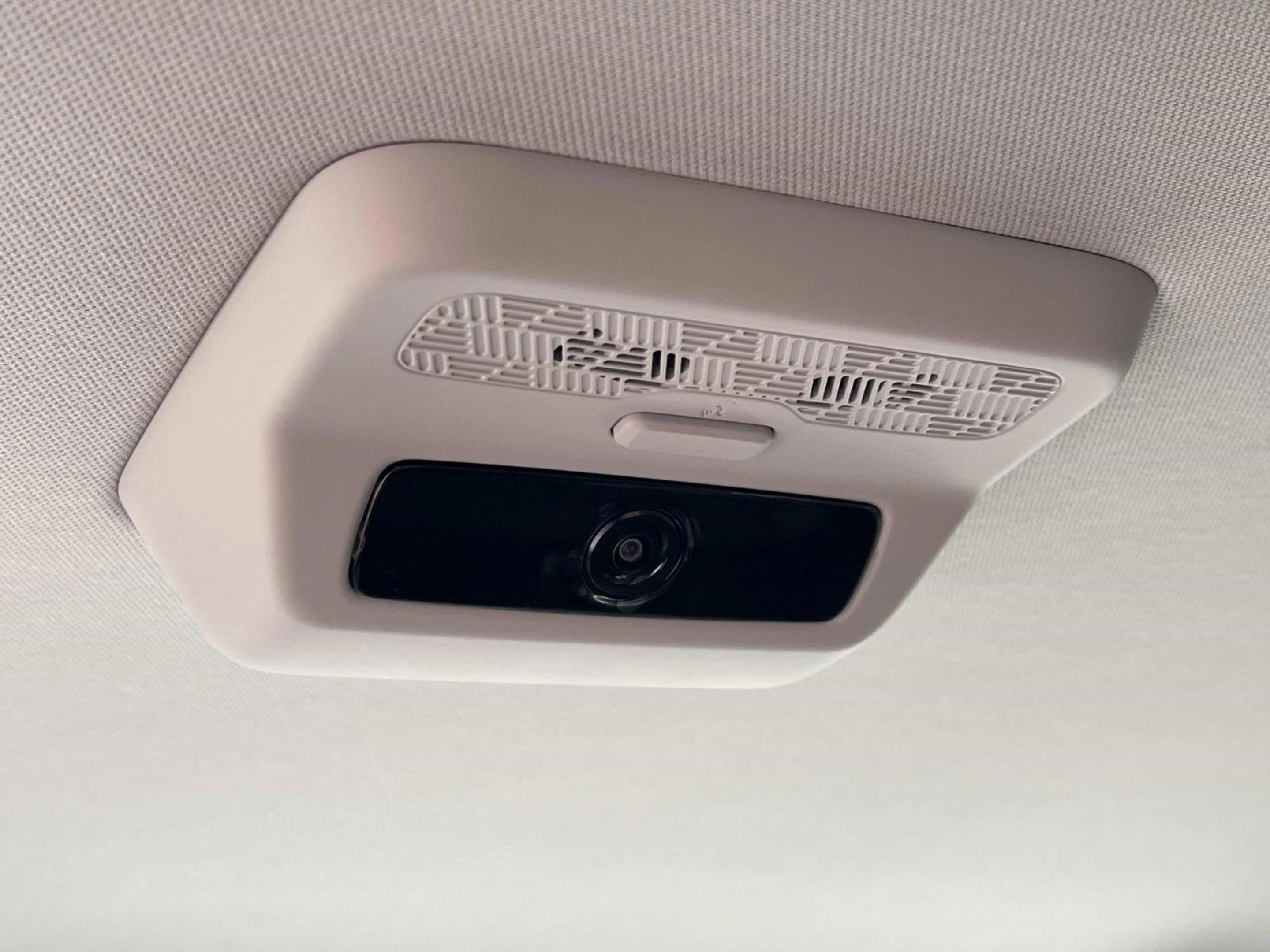 New 2026 Kia Carnival EX image 18