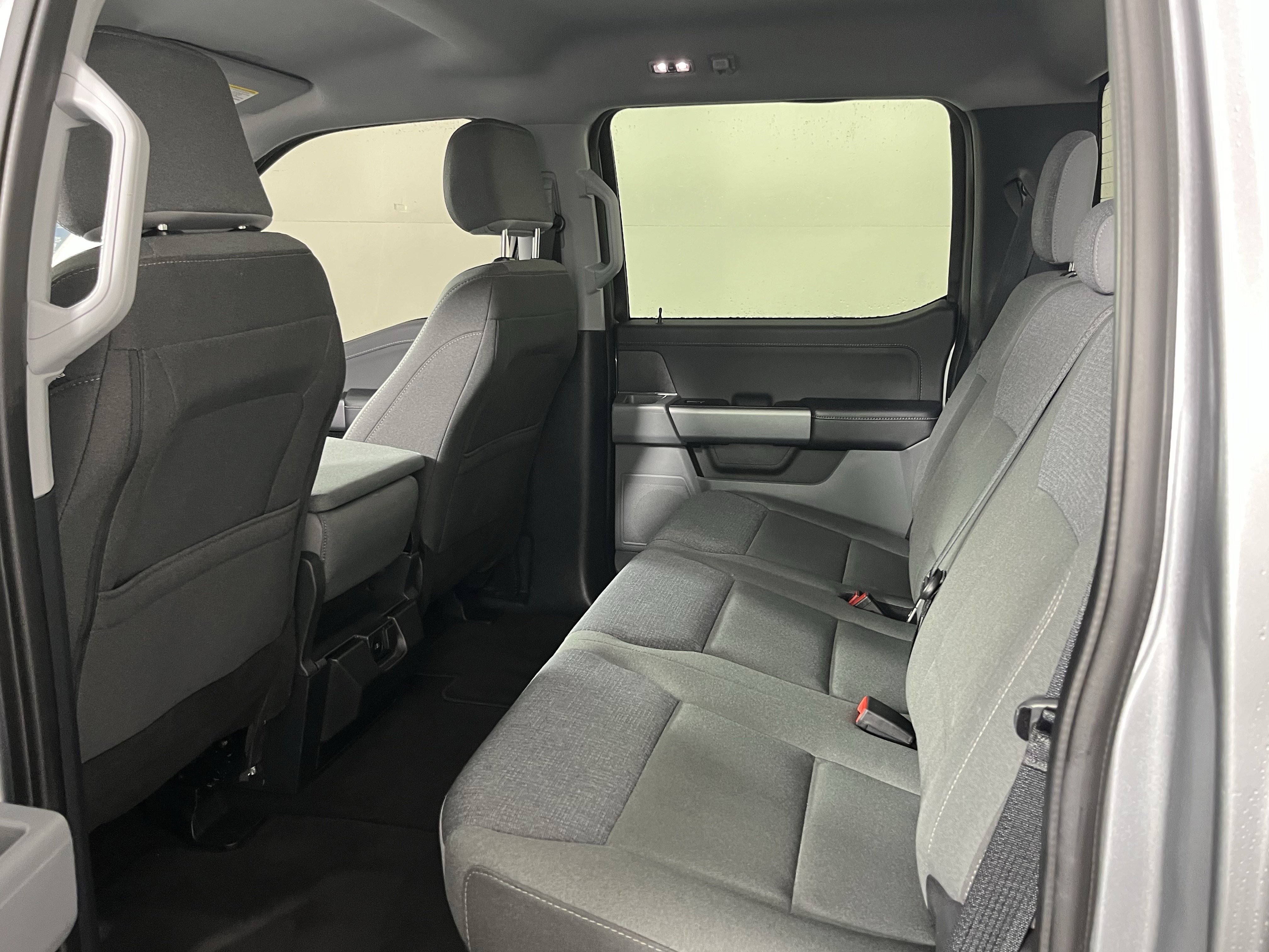 Used 2025 Ford F150 XLT w/ Equipment Group 301A Standard image 14