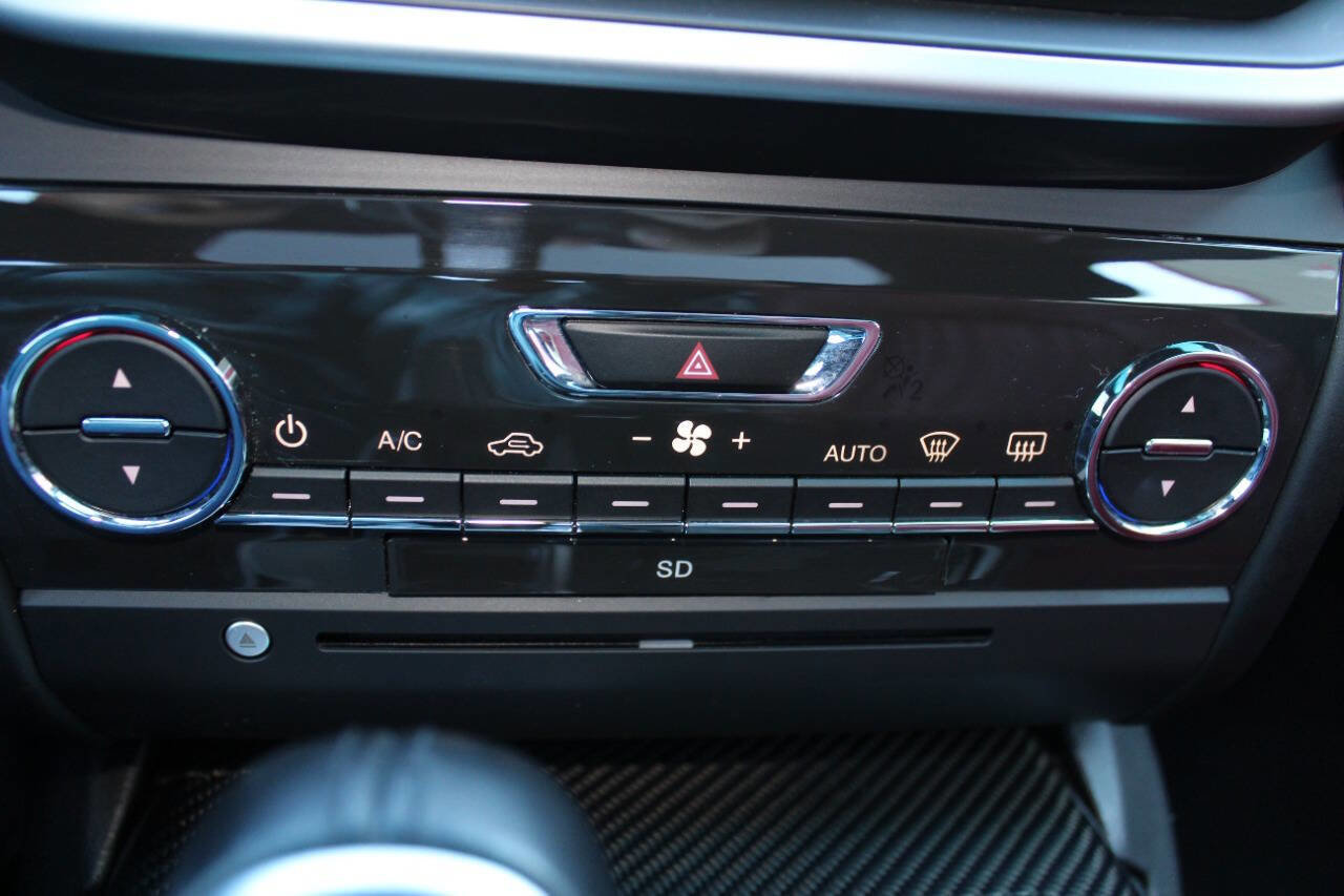 Used 2015 Maserati Ghibli S Q4 image 11