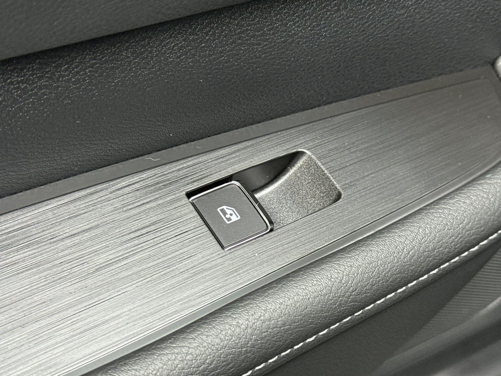 New 2026 Nissan Armada PRO-4X w/ Captain's Chari Seat Package image 30