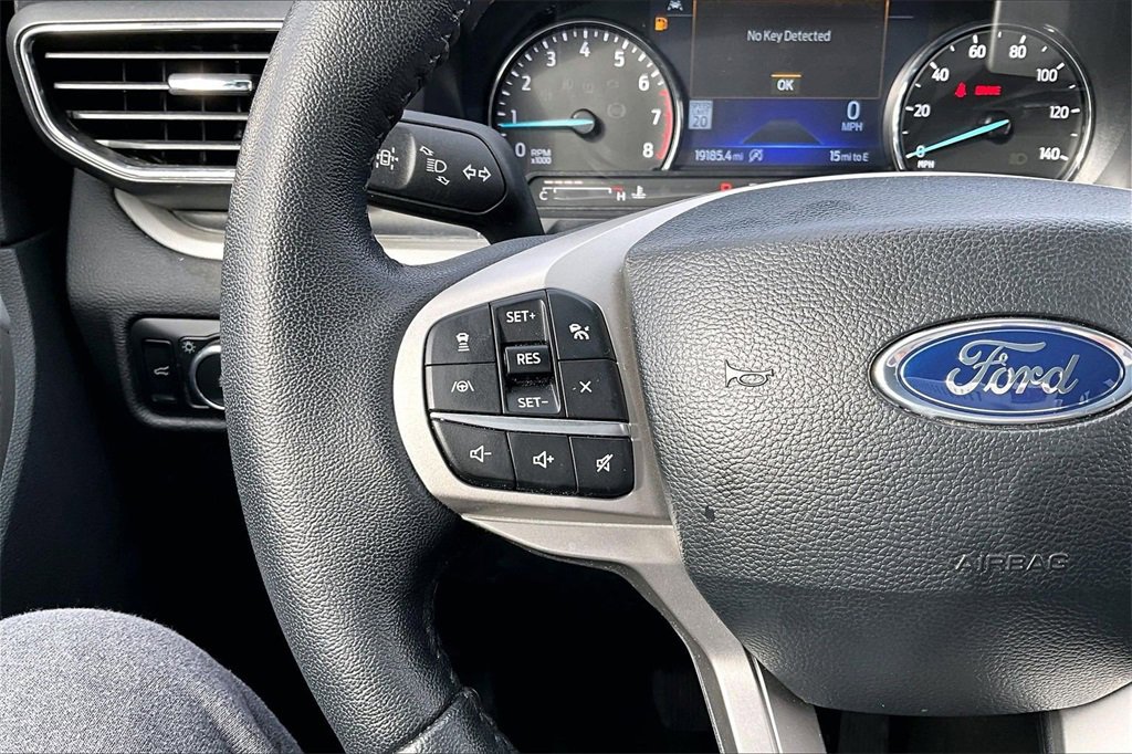 Used 2023 Ford Explorer XLT w/ Equipment Group 202A image 17