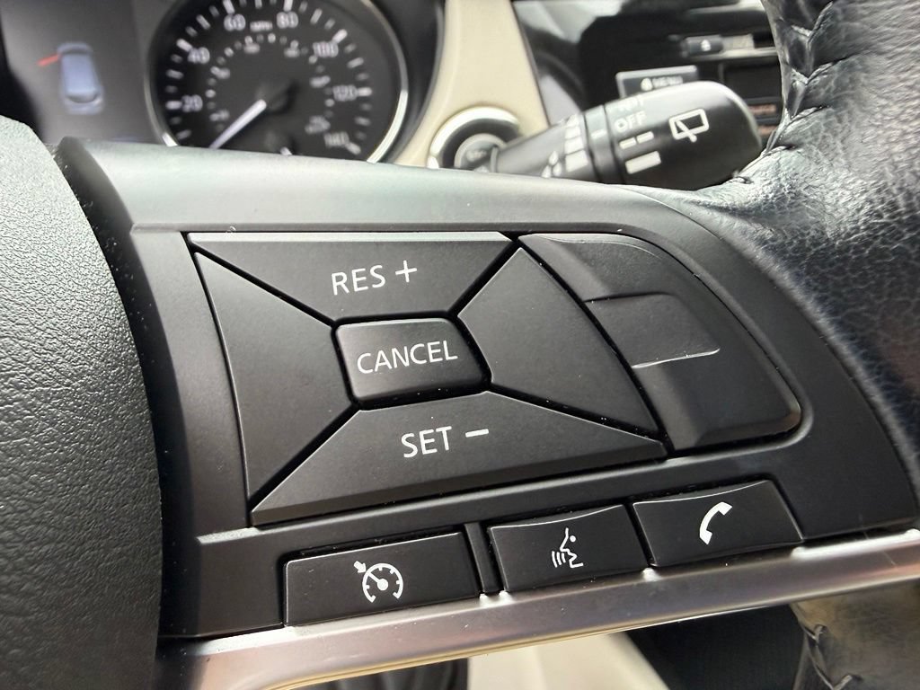 Used 2022 Nissan Rogue Sport SV AWD/4WD image 28