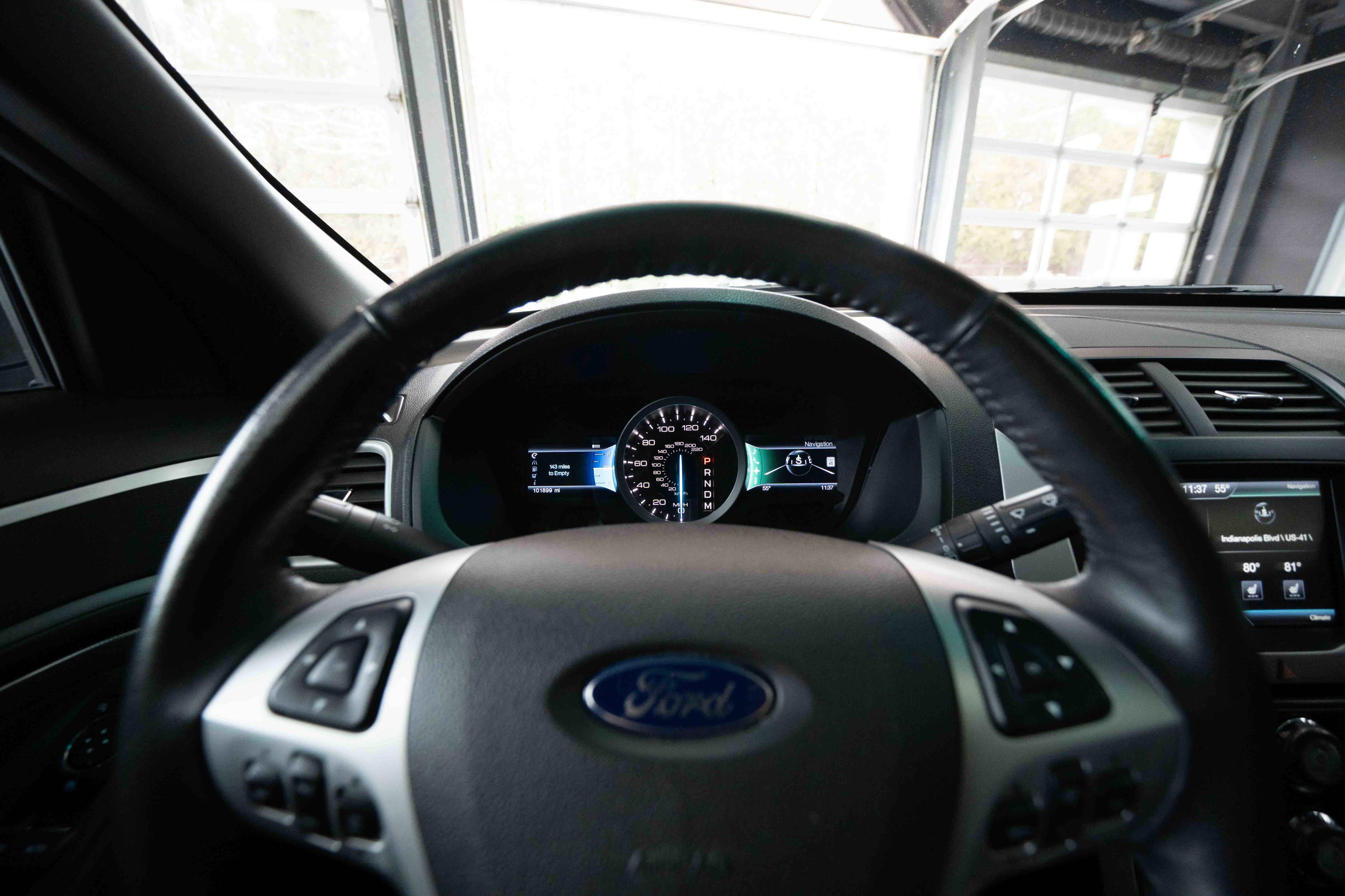Used 2013 Ford Explorer XLT image 15