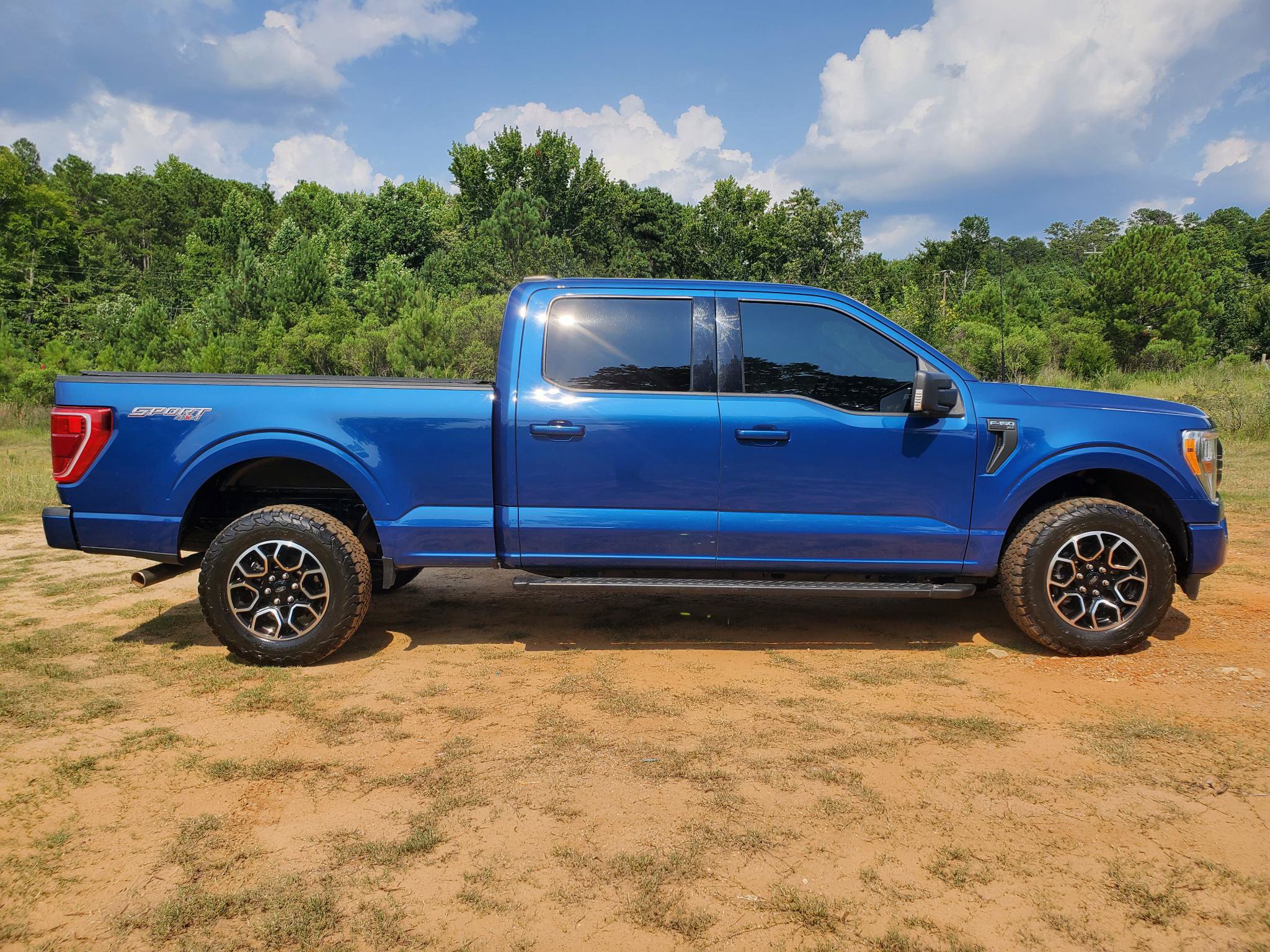 Used 2022 Ford F150 XLT w/ Equipment Group 301A Mid AWD/4WD image 11