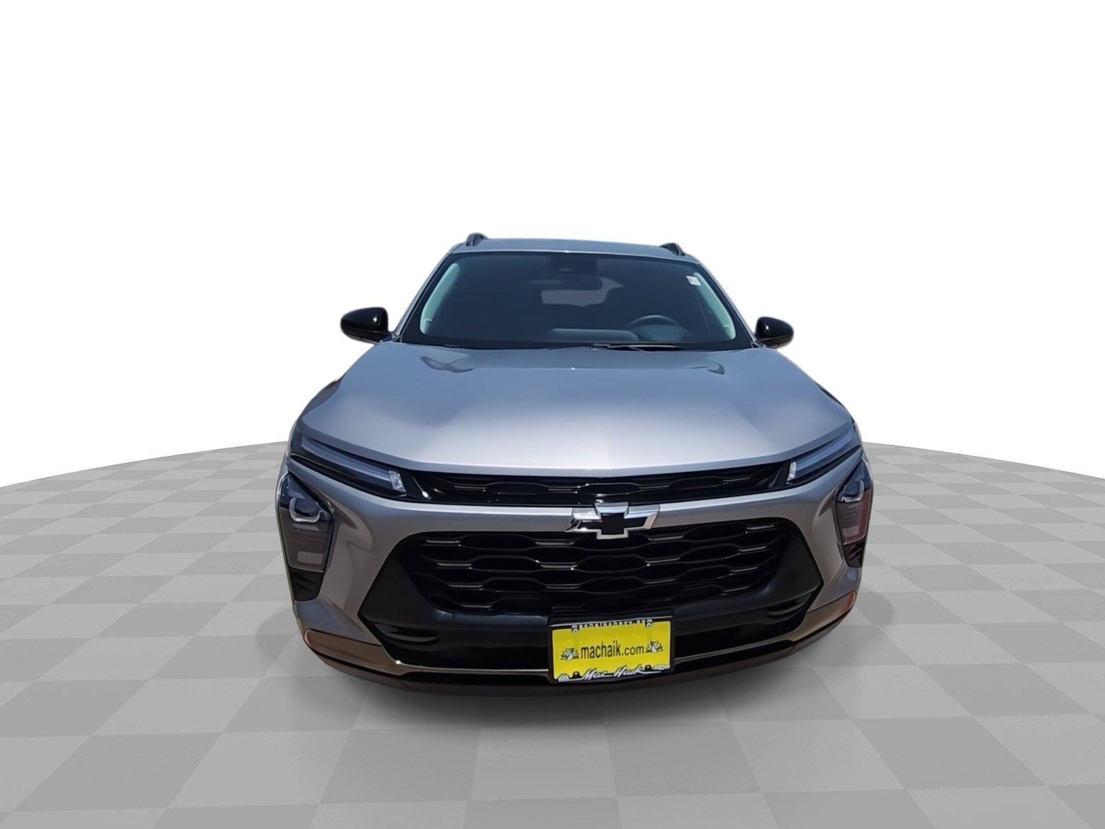 Used 2025 Chevrolet Trax ACTIV w/ Sunroof Package FWD image 3