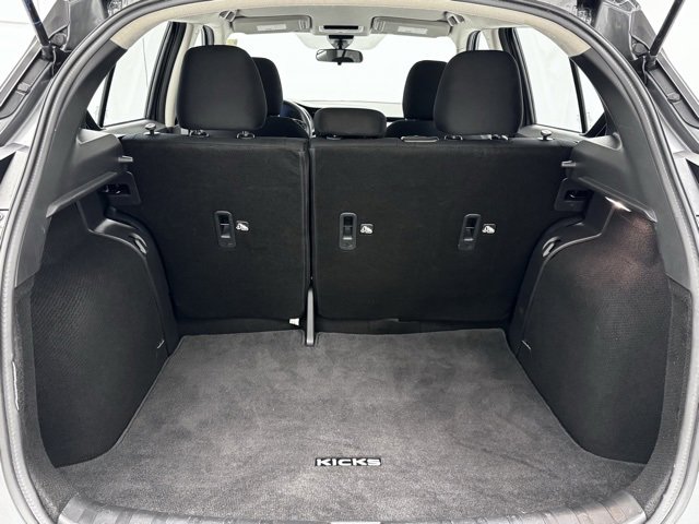 Used 2024 Nissan Kicks S image 23