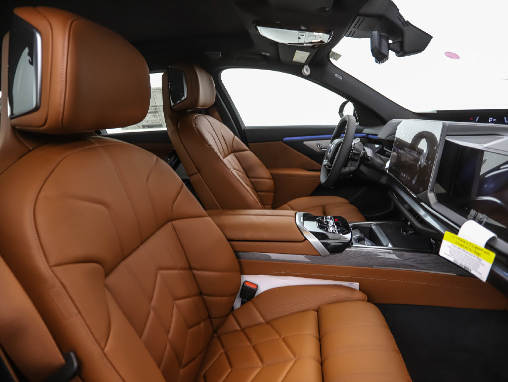 New 2027 BMW 740i xDrive w/ Executive Package AWD/4WD image 31