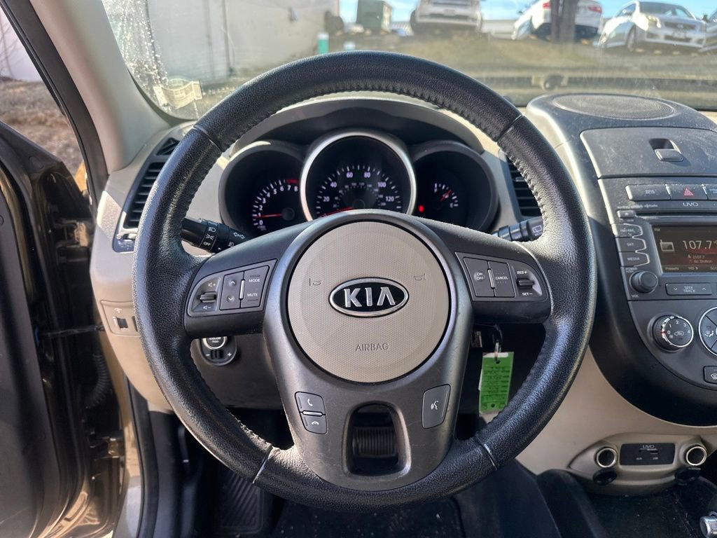 Used 2012 Kia Soul ! image 12