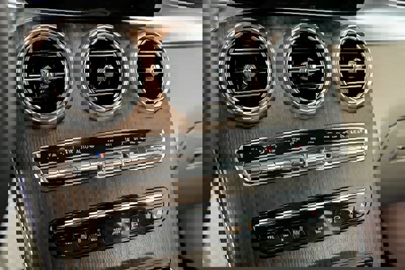 Used 2022 Mercedes-Benz GLC 300 4MATIC image 33