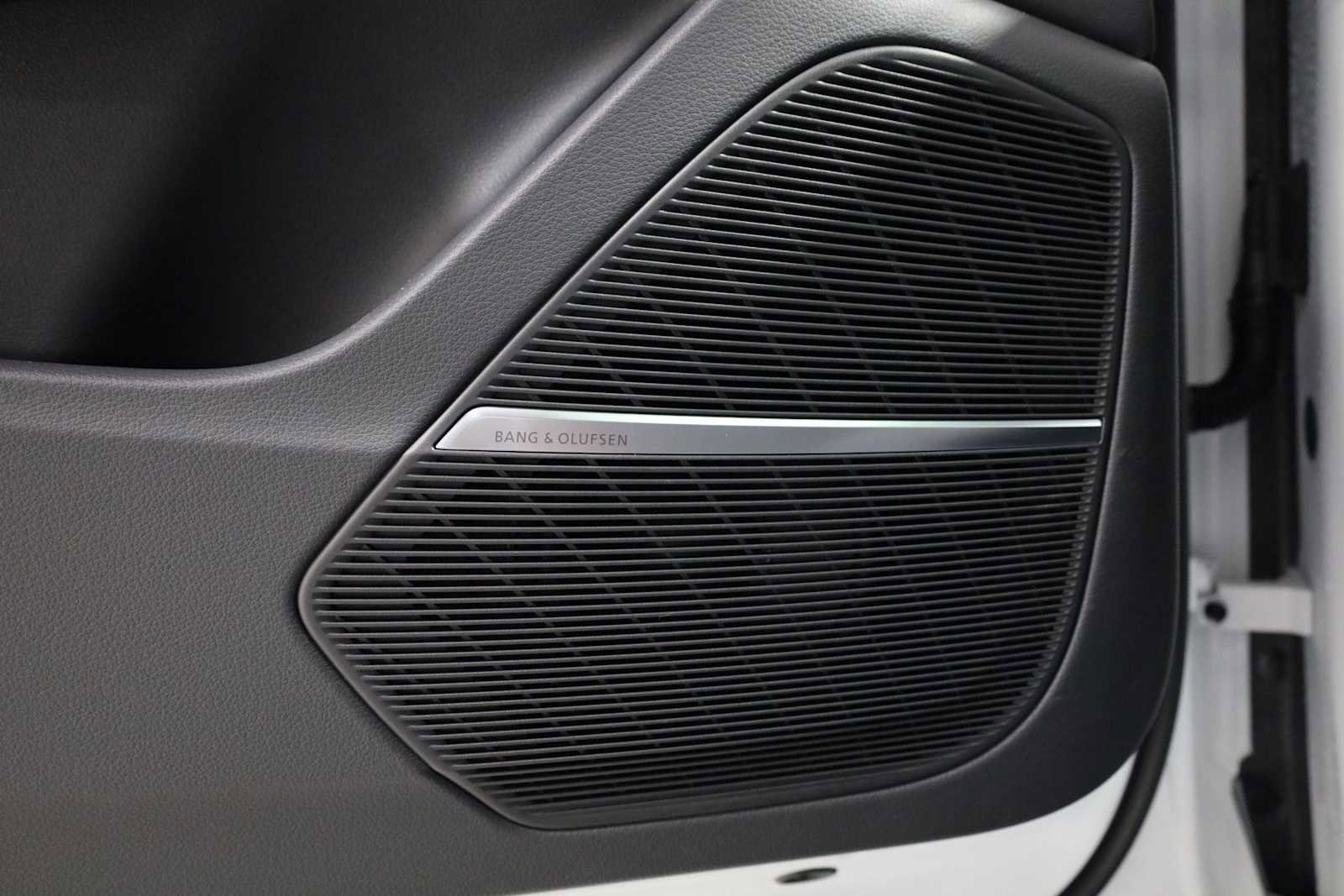 New 2026 Audi Q8 Premium Plus image 17