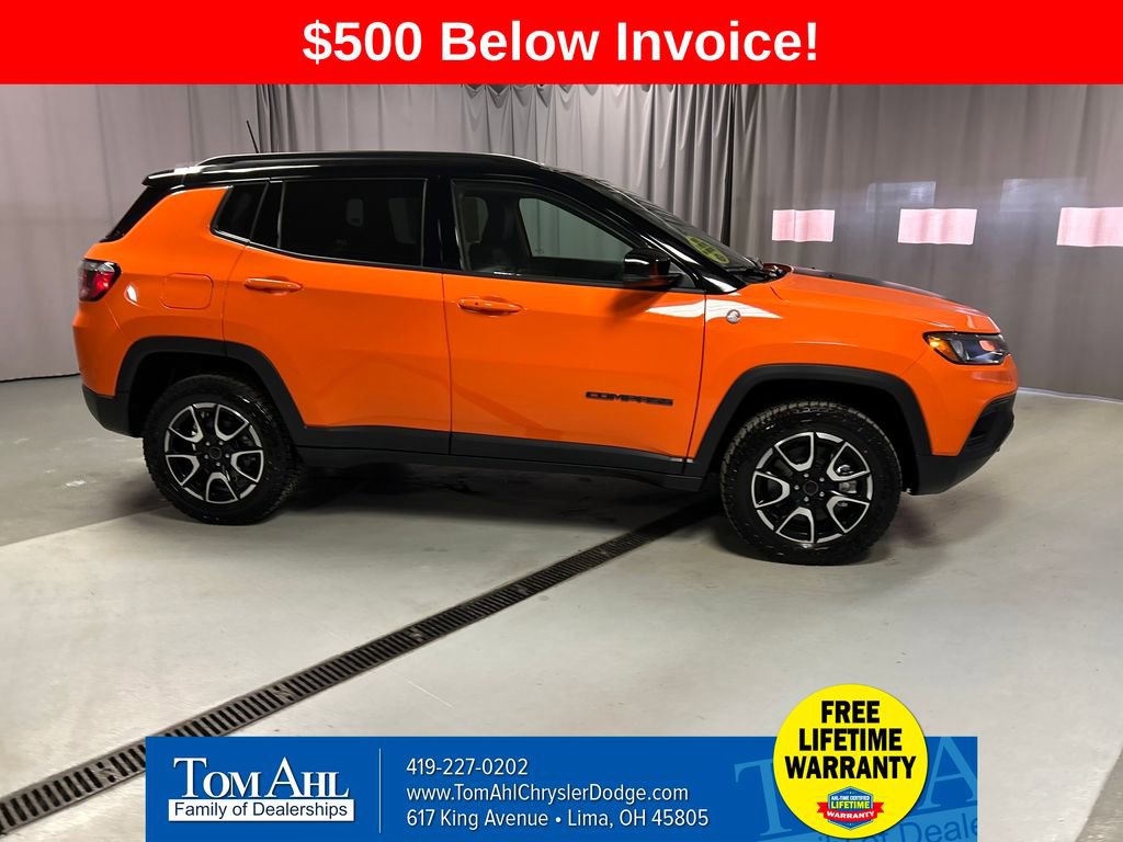 New 2026 Jeep Compass Trailhawk image 8