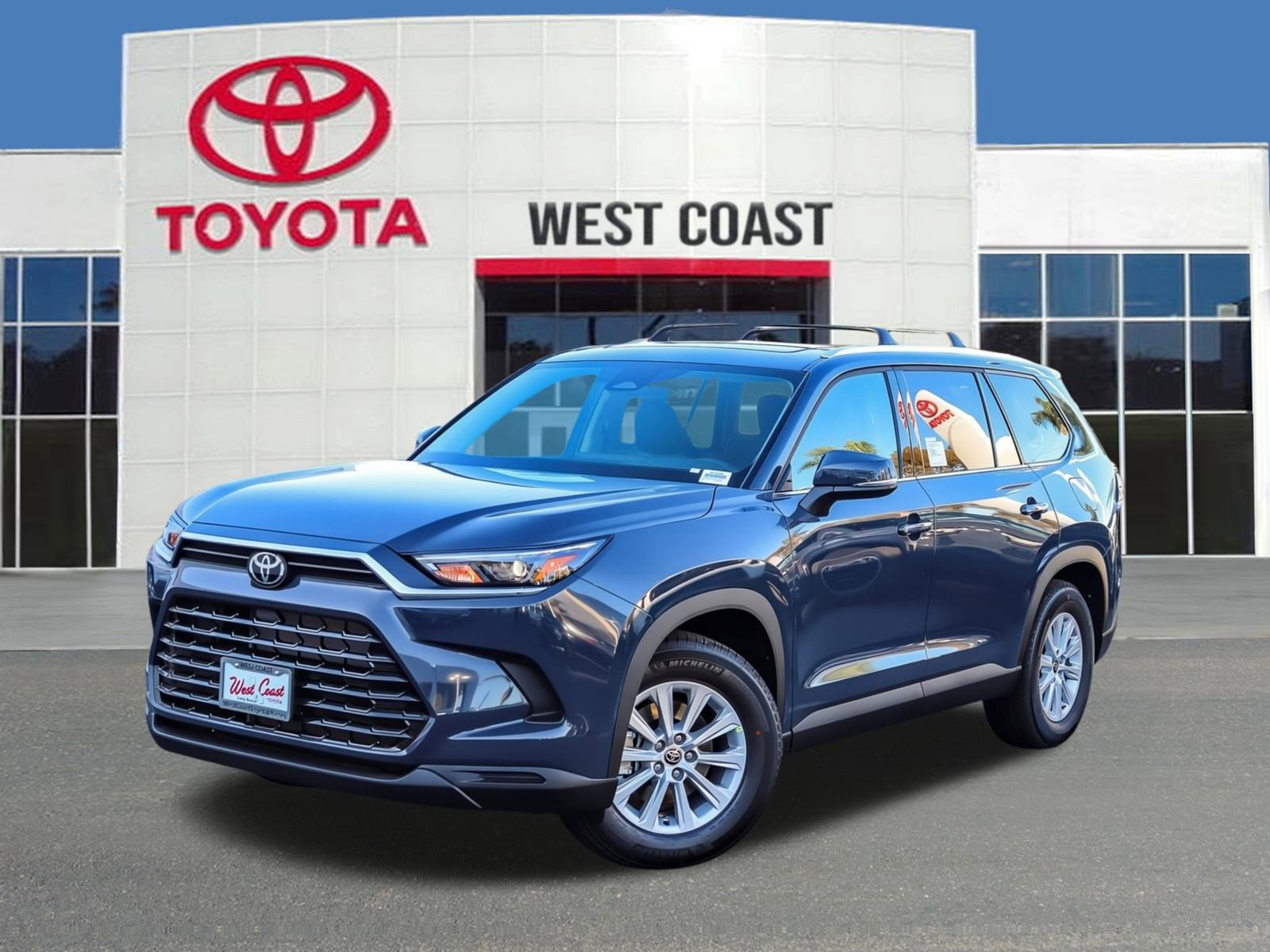 New 2026 Toyota Grand Highlander XLE image 1