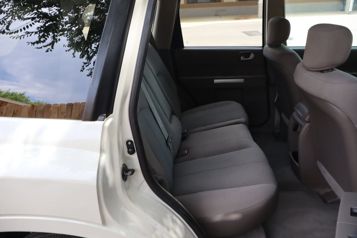 Used 2008 Mitsubishi Endeavor LS AWD/4WD image 21