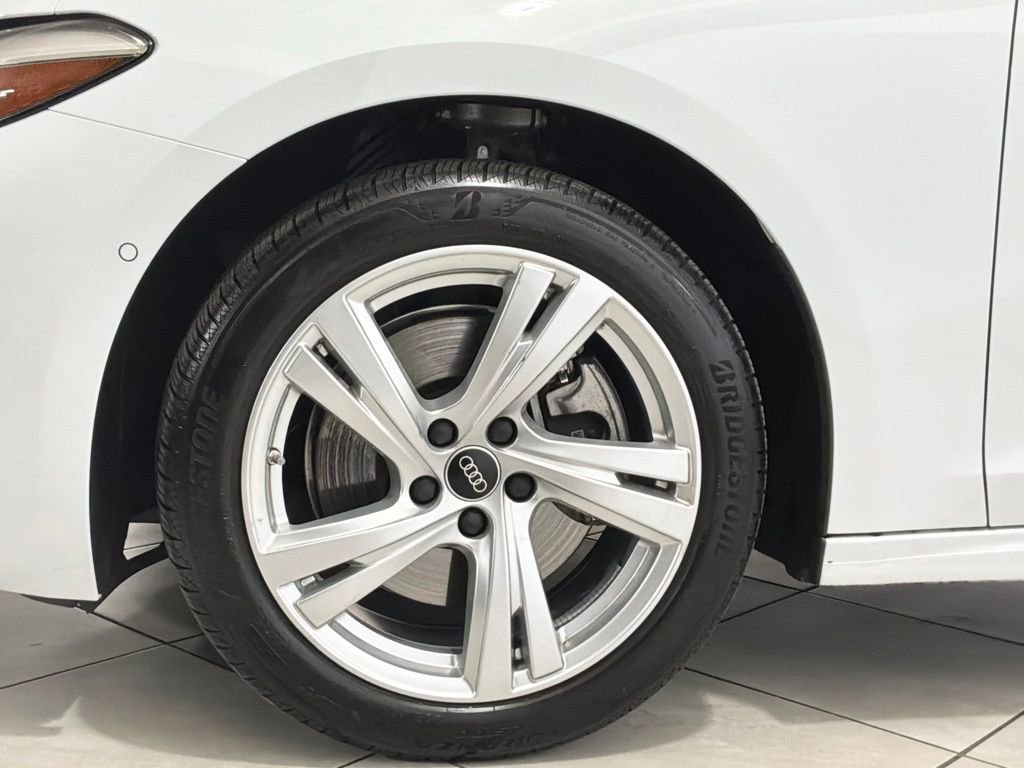 Used 2025 Audi A5 2.0T Premium w/ Convenience Package image 17