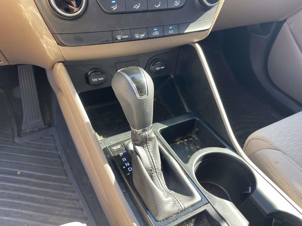 Used 2021 Hyundai Tucson SE w/ Cargo Package image 30