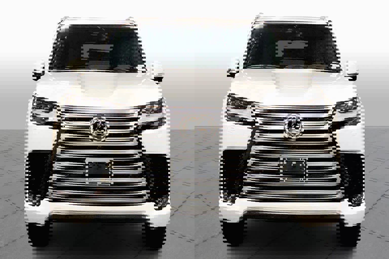 New 2026 Lexus LX 600 4WD w/ Luxury Package image 3