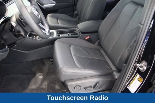 Certified 2025 Audi Q3 2.0T Premium w/ Convenience Package image 11