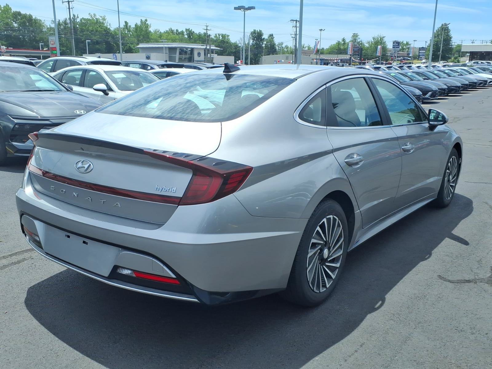 Used 2022 Hyundai Sonata SEL w/ Cargo Package FWD image 5