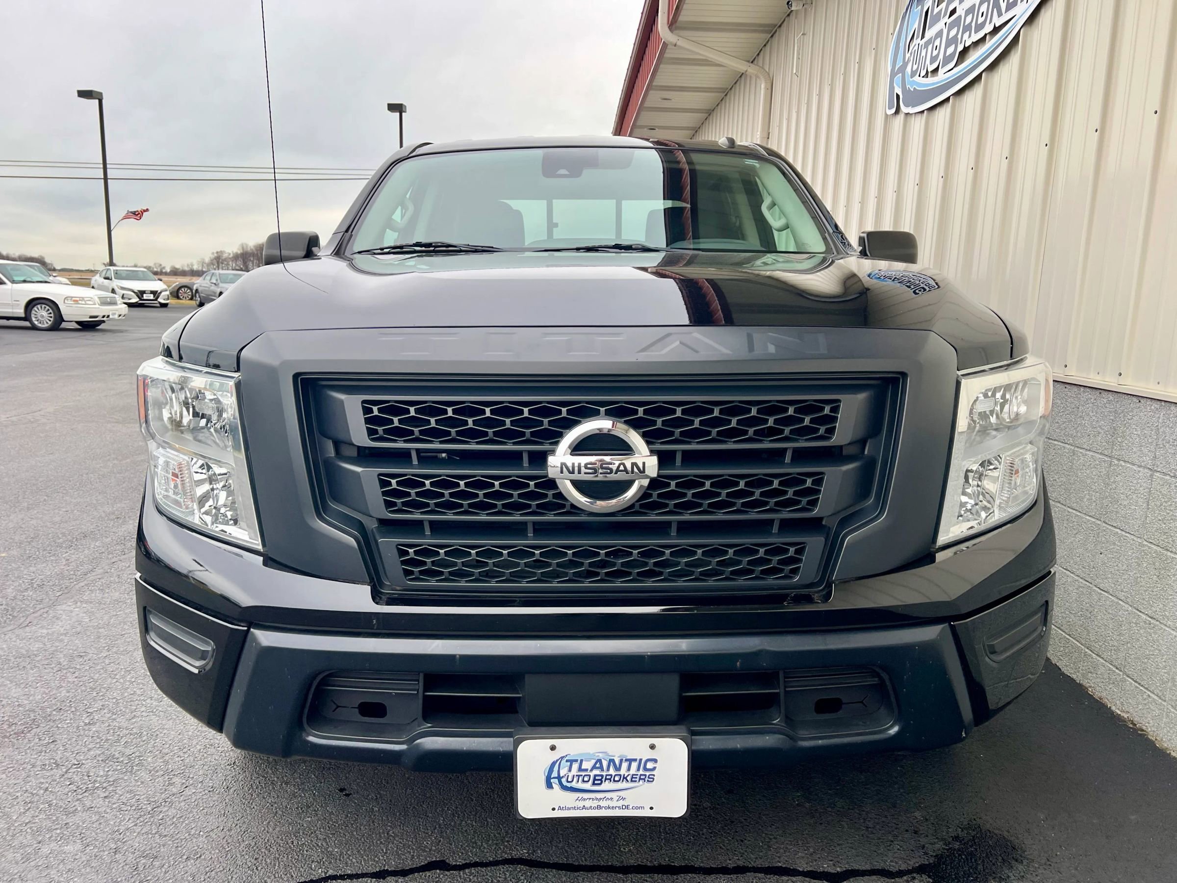 Used 2021 Nissan Titan S w/ S Utility Package image 6