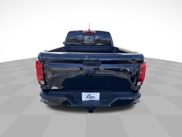 Used 2024 Chevrolet Colorado Trail Boss w/ Advanced Trailering Package image 9
