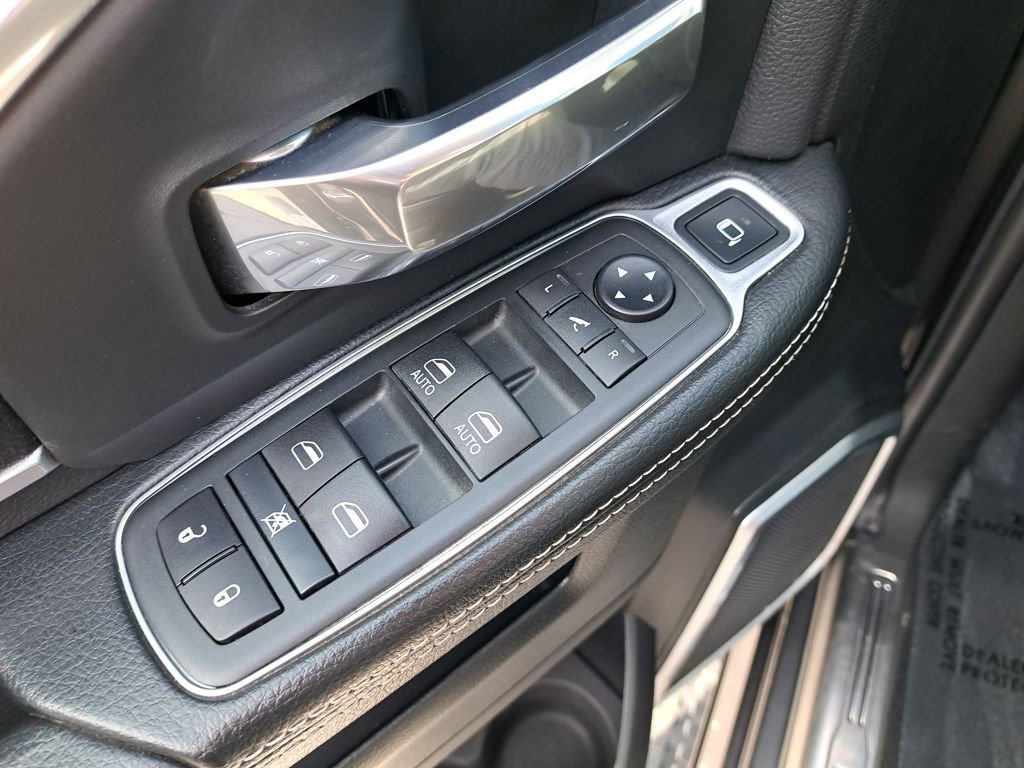 Used 2020 RAM 3500 Laramie image 31