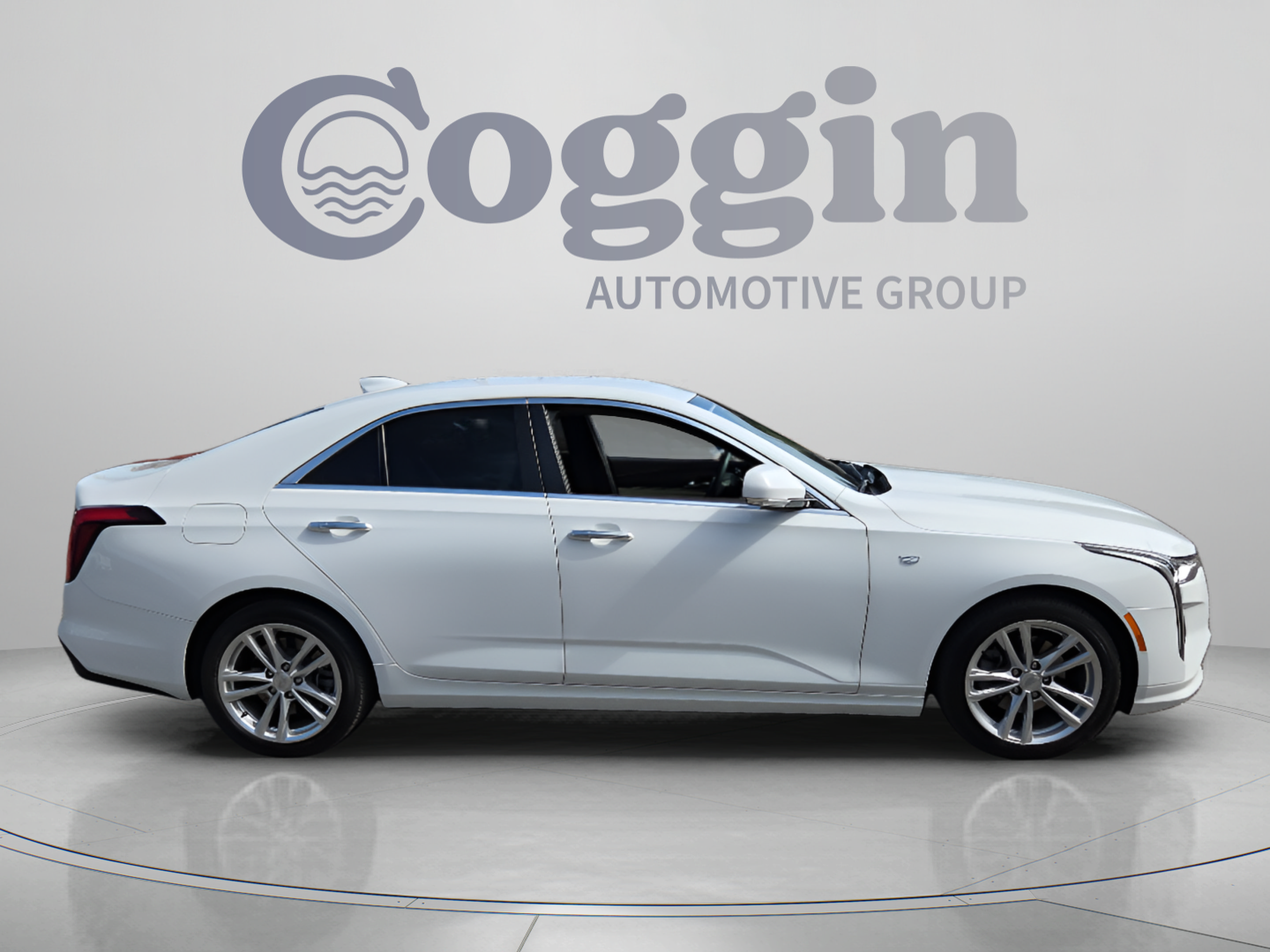Certified 2025 Cadillac CT4 Luxury RWD image 6