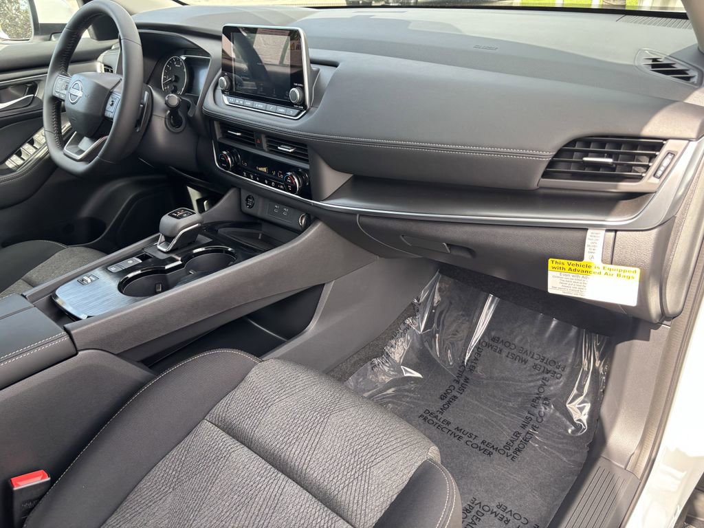 New 2026 Nissan Rogue SV image 10