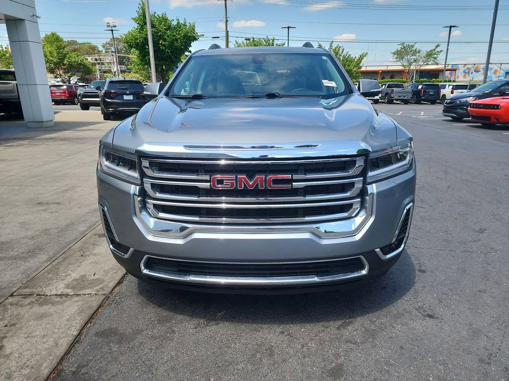 Certified 2023 GMC Acadia SLT w/ LPO, Floor Liner Package FWD image 3