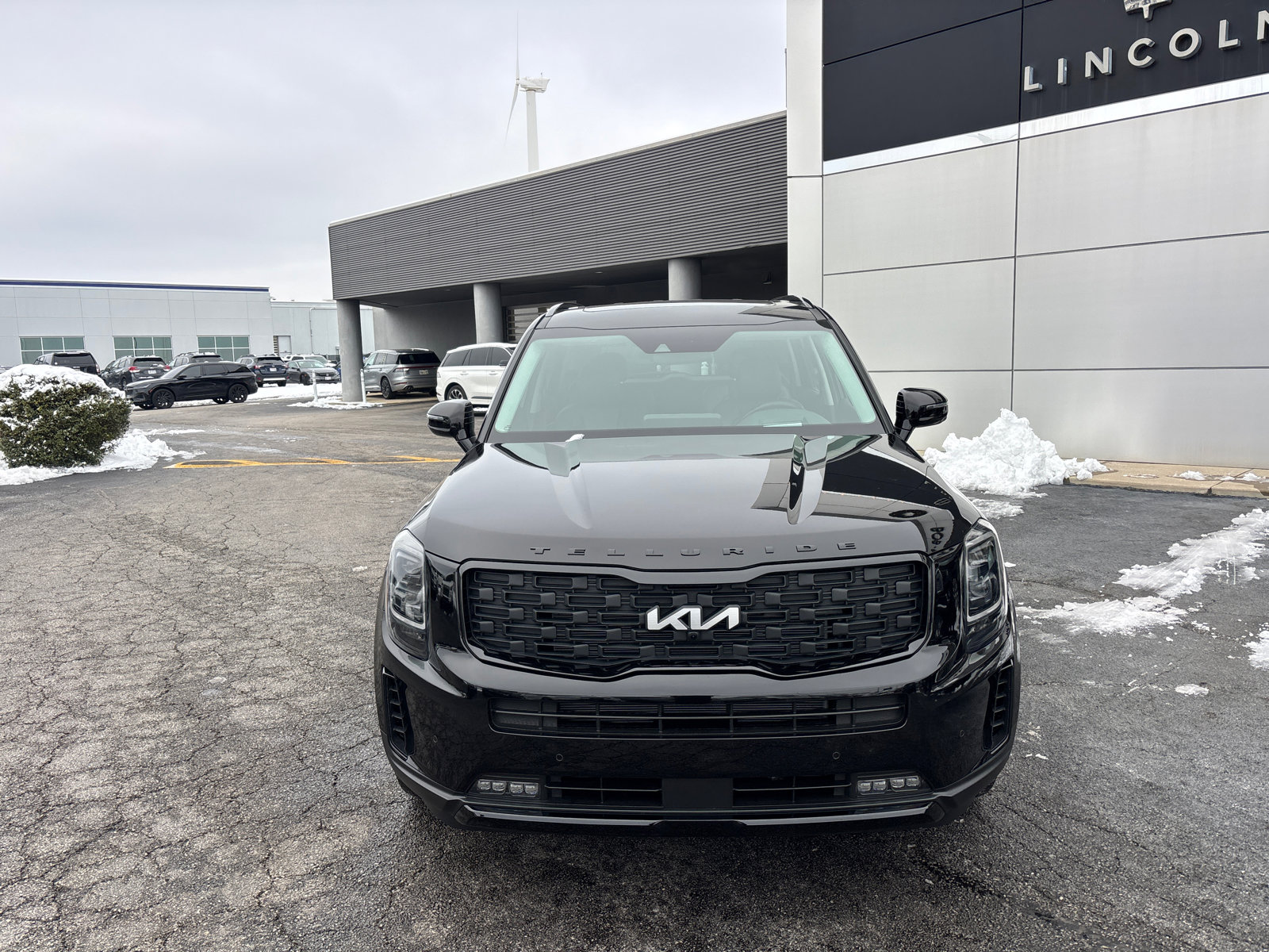 Used 2022 Kia Telluride SX w/ SX Prestige Package image 2
