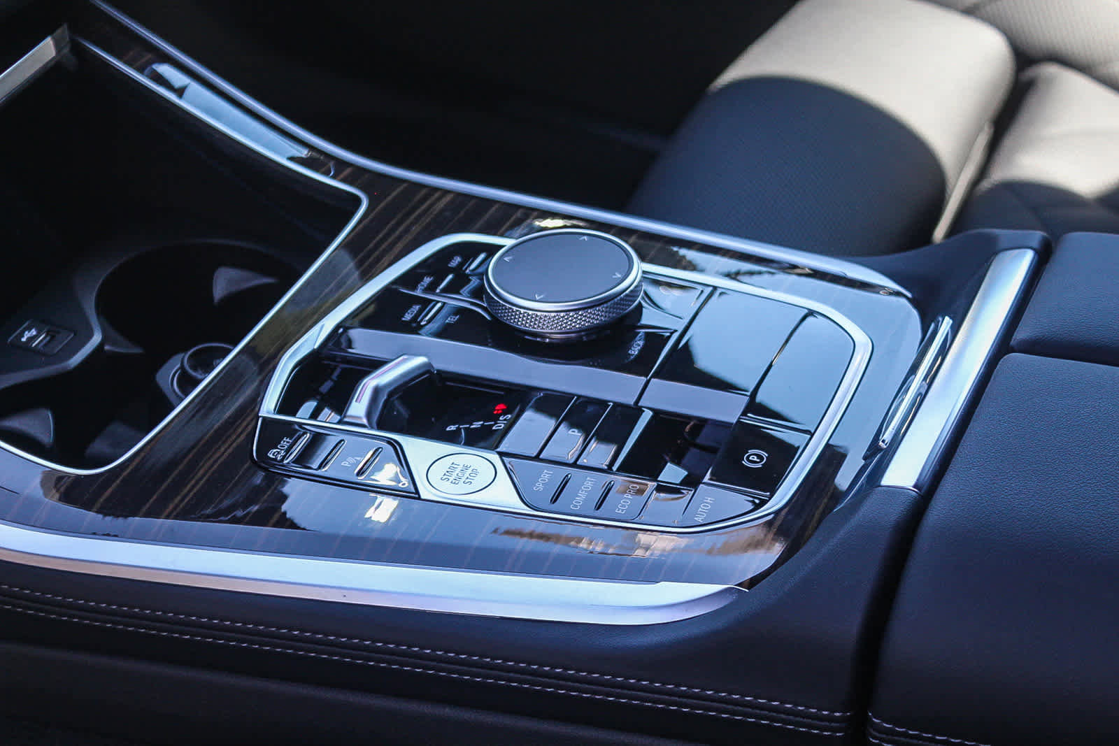 Used 2026 BMW X5 sDrive40i w/ Parking Assistance Package RWD image 19