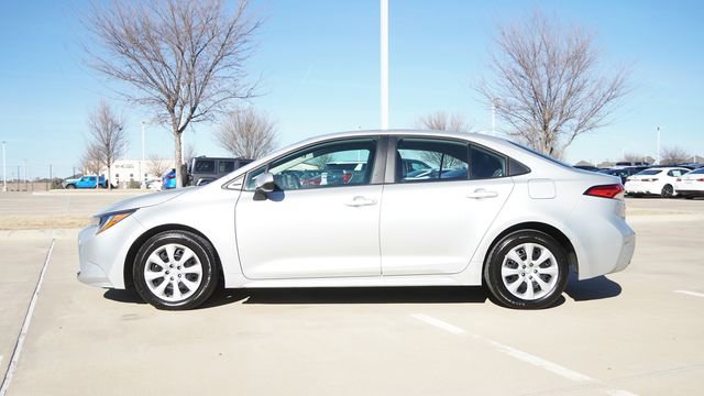 Used 2024 Toyota Corolla LE image 6