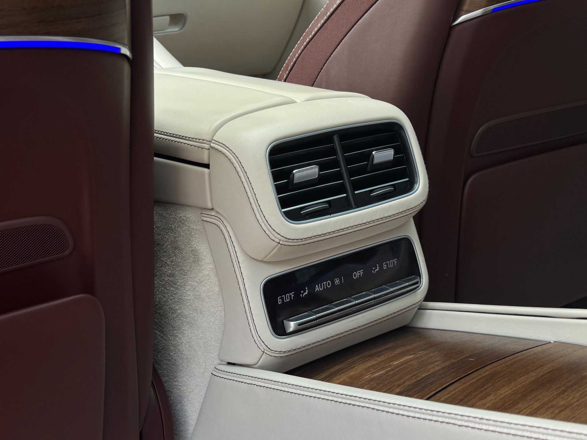 Used 2023 Mercedes-Benz Maybach GLS 600 4MATIC image 68