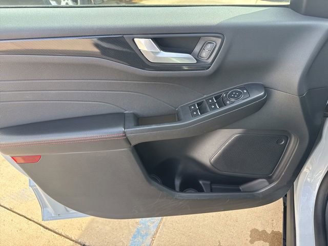 Used 2025 Ford Escape ST-Line Select image 19