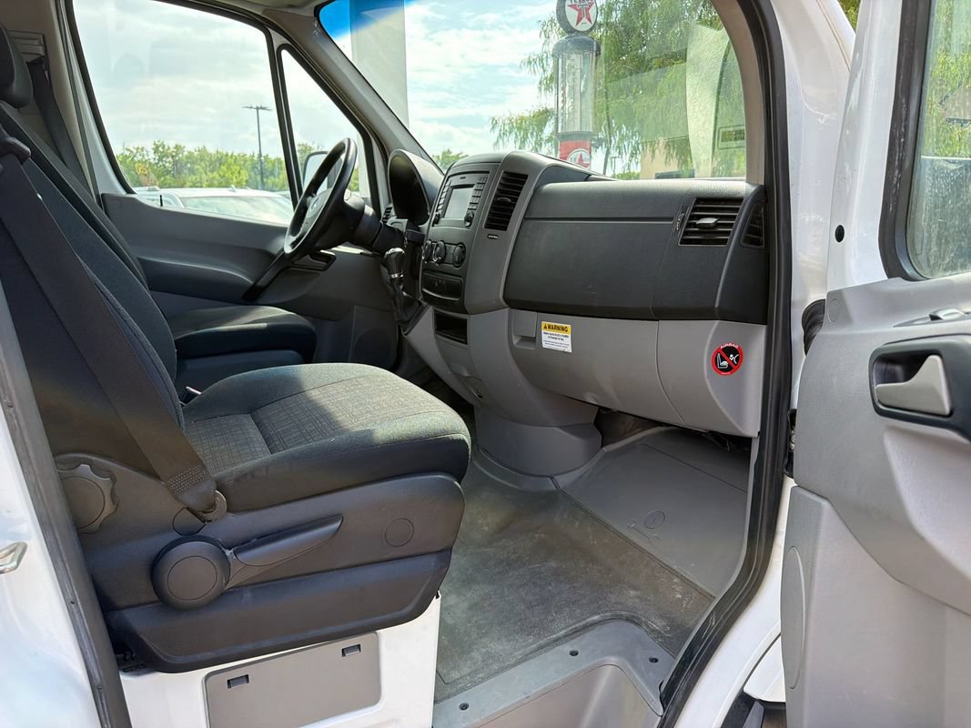 Used 2015 Mercedes-Benz Sprinter 3500 image 22