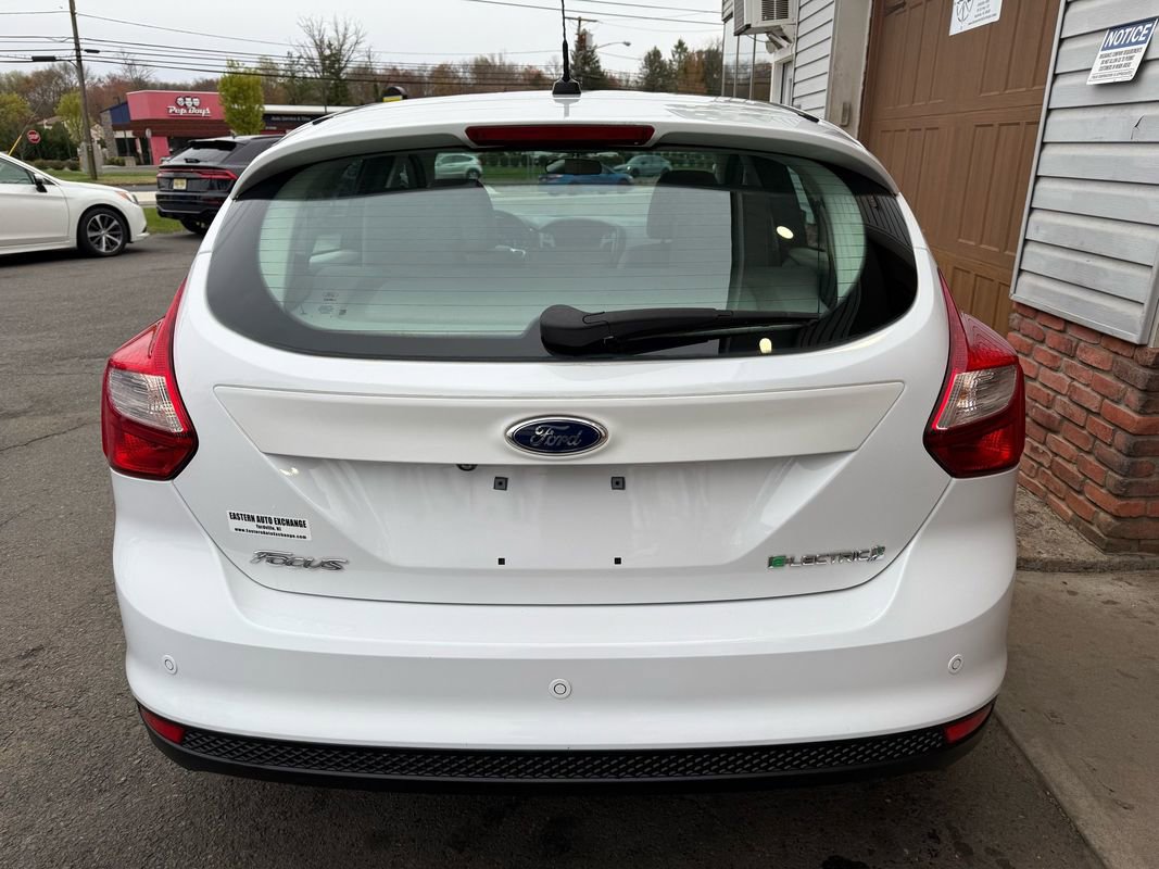 Used 2014 Ford Focus Electric Hatchback image 4