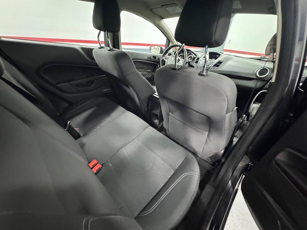 Used 2019 Ford Fiesta SE FWD image 12