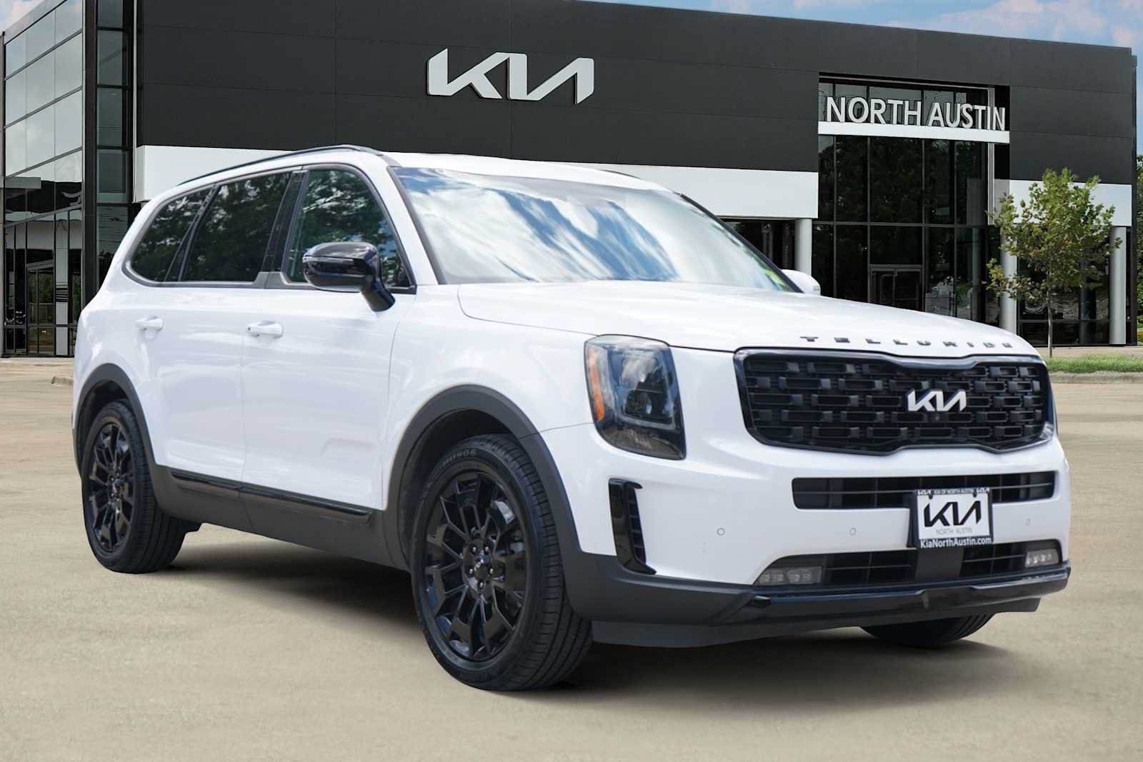 Certified 2022 Kia Telluride SX w/ SX Prestige Package AWD/4WD image 7