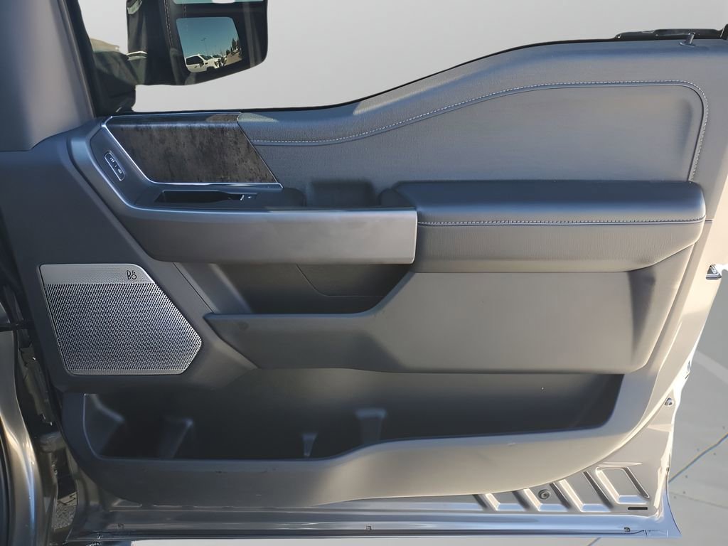 Used 2024 Ford F250 Lariat image 13