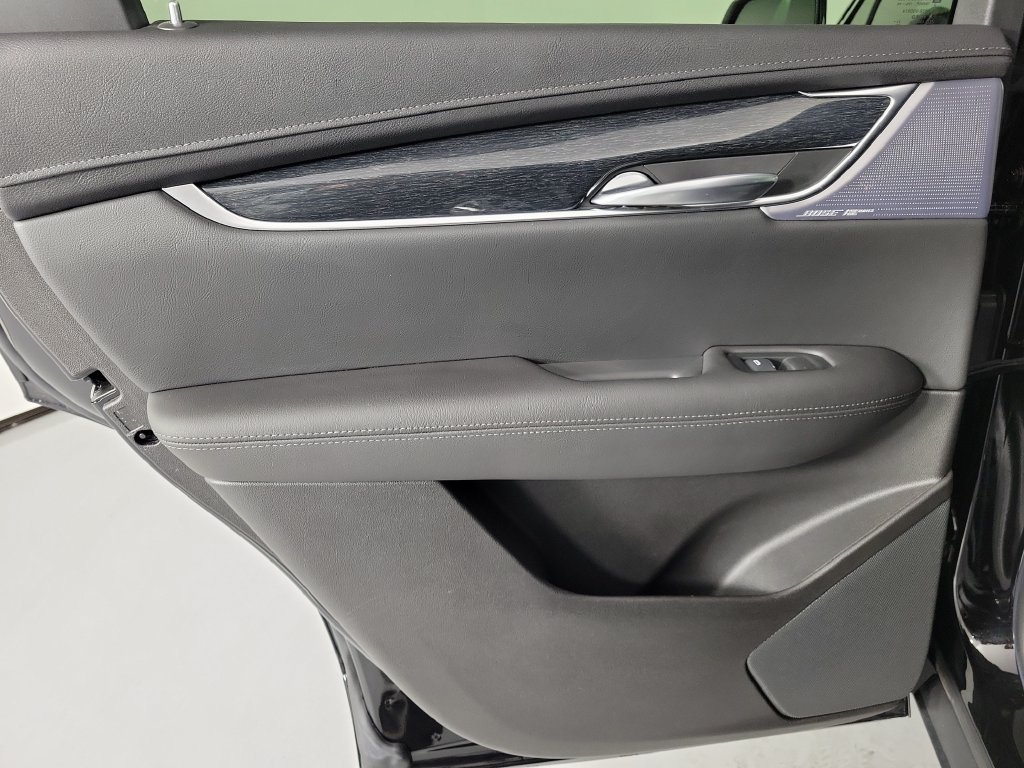 Used 2023 Cadillac XT5 Premium Luxury FWD image 14
