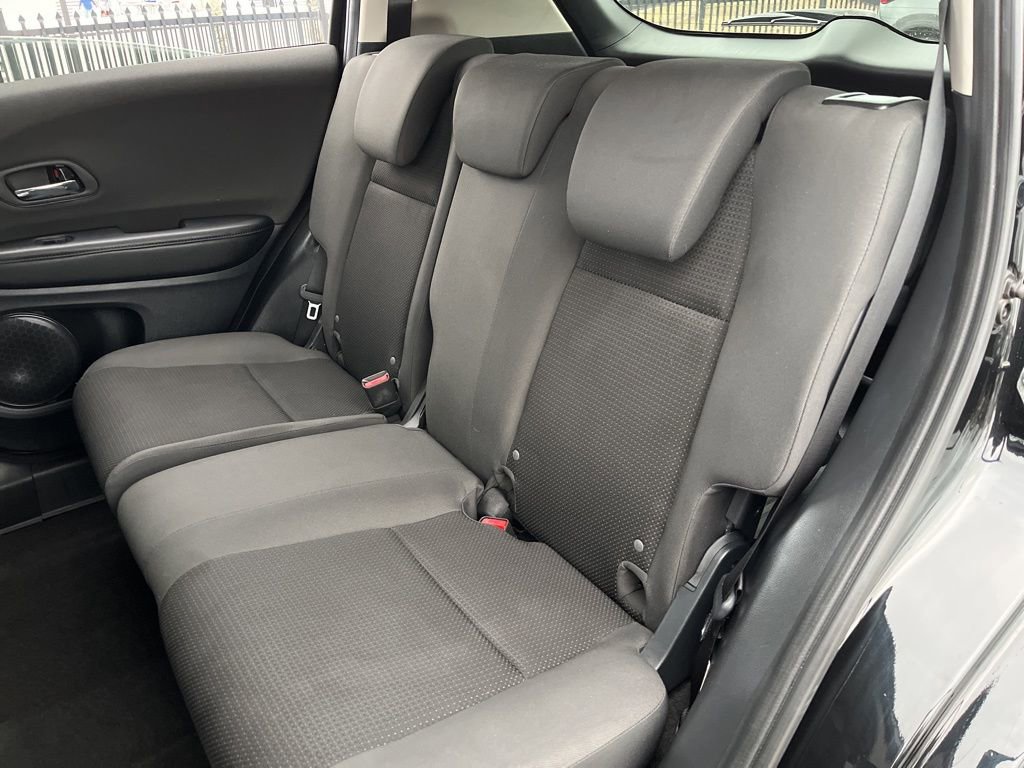 Certified 2021 Honda HR-V LX image 25