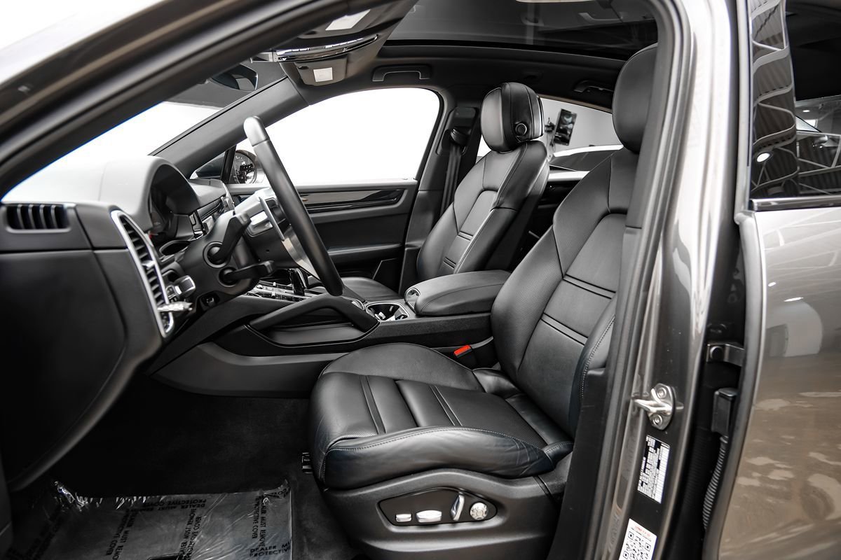 Used 2021 Porsche Cayenne Coupe AWD/4WD image 42